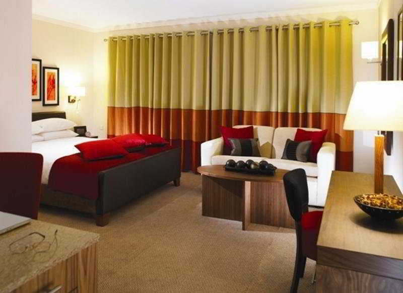 Staybridge Suites Liverpool By Ihg Bilik gambar